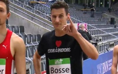 Pierre-Ambroise Bosse cherche un équipementier et le dit sur son tee-shirt