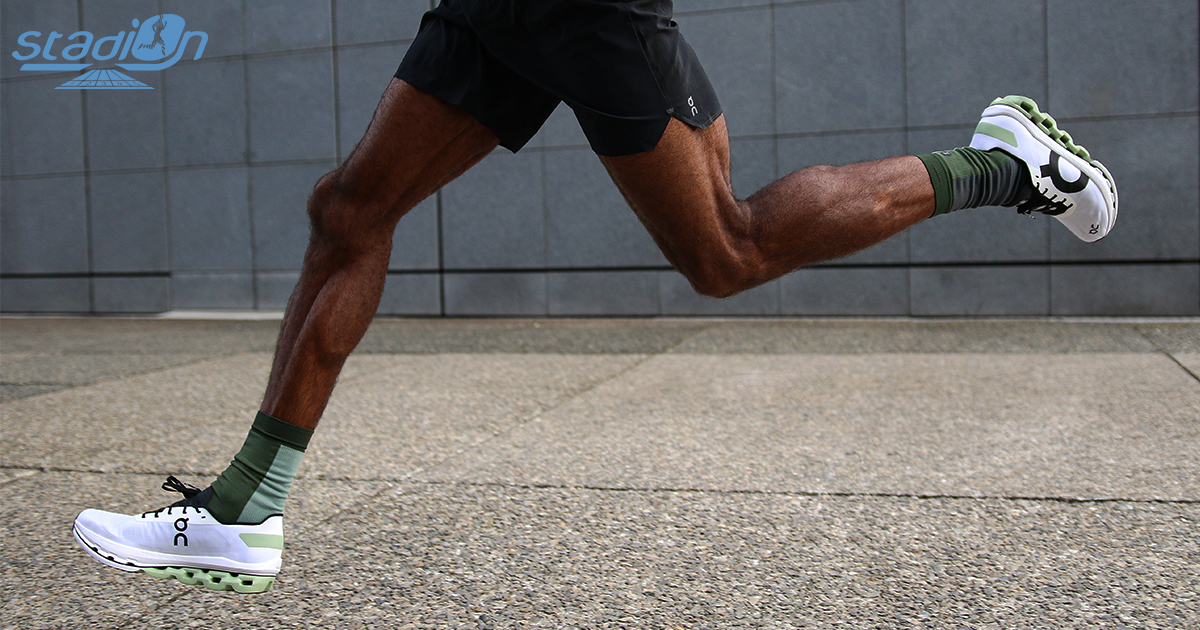 On Running a levé le voile sur les Cloudboom Echo, nouvelles chaussures de marathon équipées d'une plaque carbone pour la compétition.