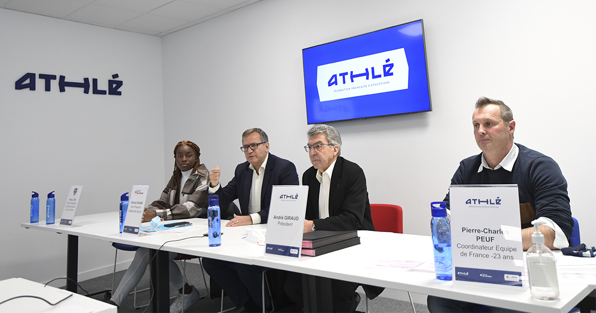 La Fédération Française d’Athlétisme a lancé officiellement le dispositif "Ambition 2024" qui accompagnera 56 jeunes athlètes de talent.