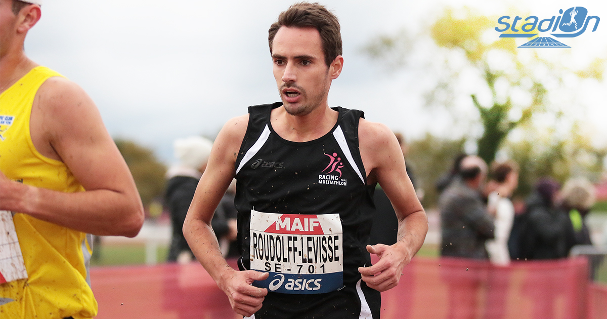 Pour sa 41e édition, le Marathon de Valence a été marqué par les victoires des Kényans Lawrence Cherono (2h05'12) et de Nancy Jelagat (2h19'31) tandis que le Français Emmanuel Roudolff-Lévisse, classé au trente-troisième rang, a amélioré son record personnel en 2h11'05.