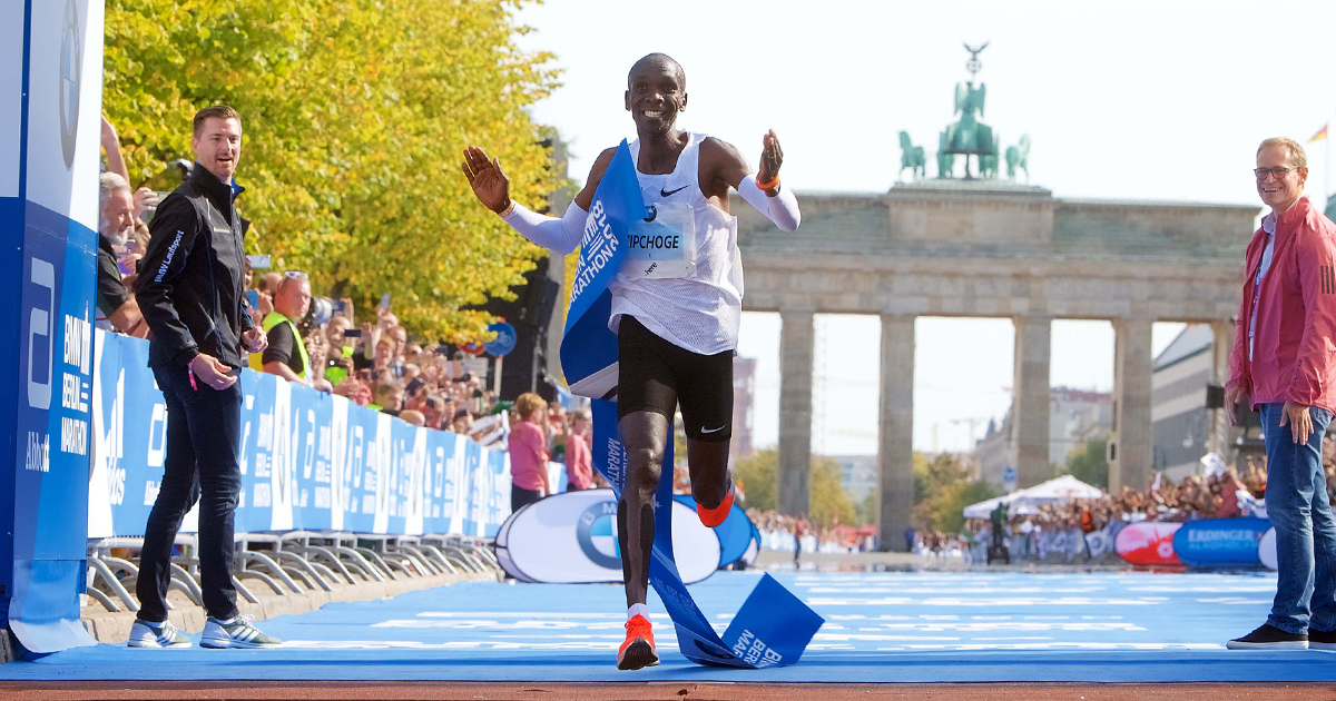 Eliud Kipchoge : Suivez le Marathon de Berlin en direct sur la chaîne L'Équipe ce dimanche 25 septembre avec le recordman du monde.