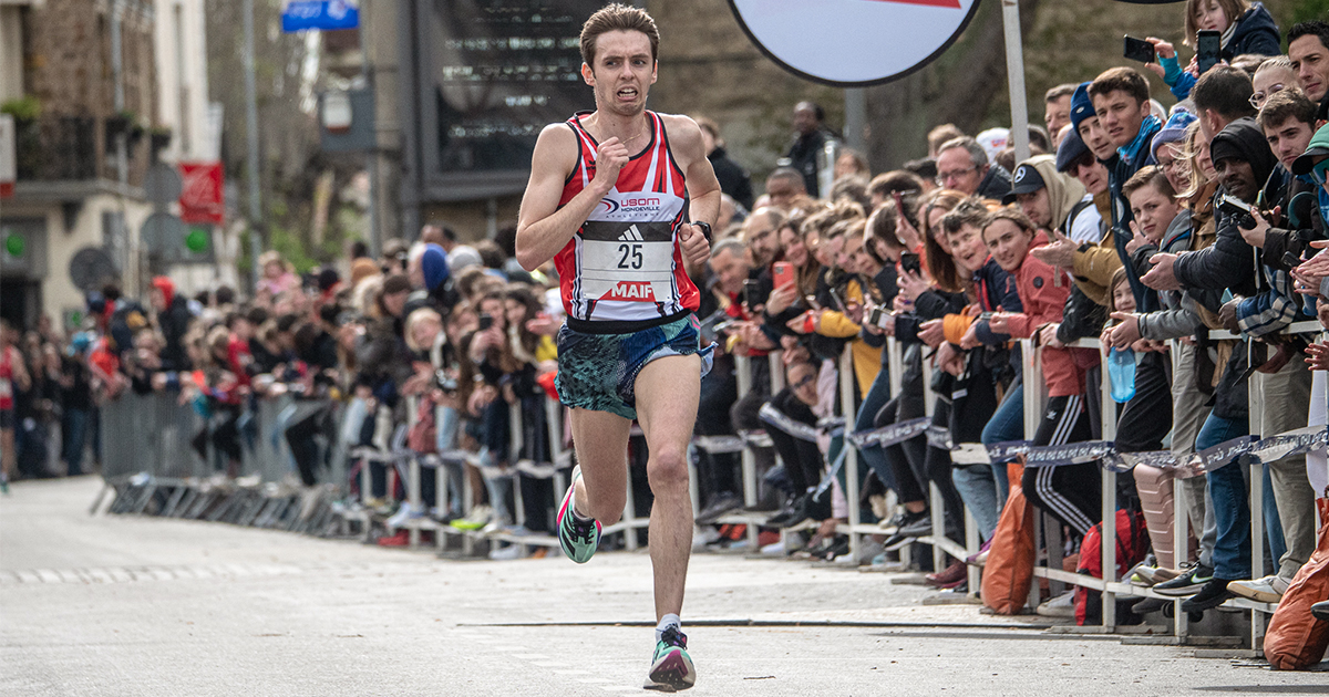 Valentin Gondouin a pris la deuxième place du Semi-marathon de Nice 2023 en 1h01'33 pour sa première incursion sur la distance.