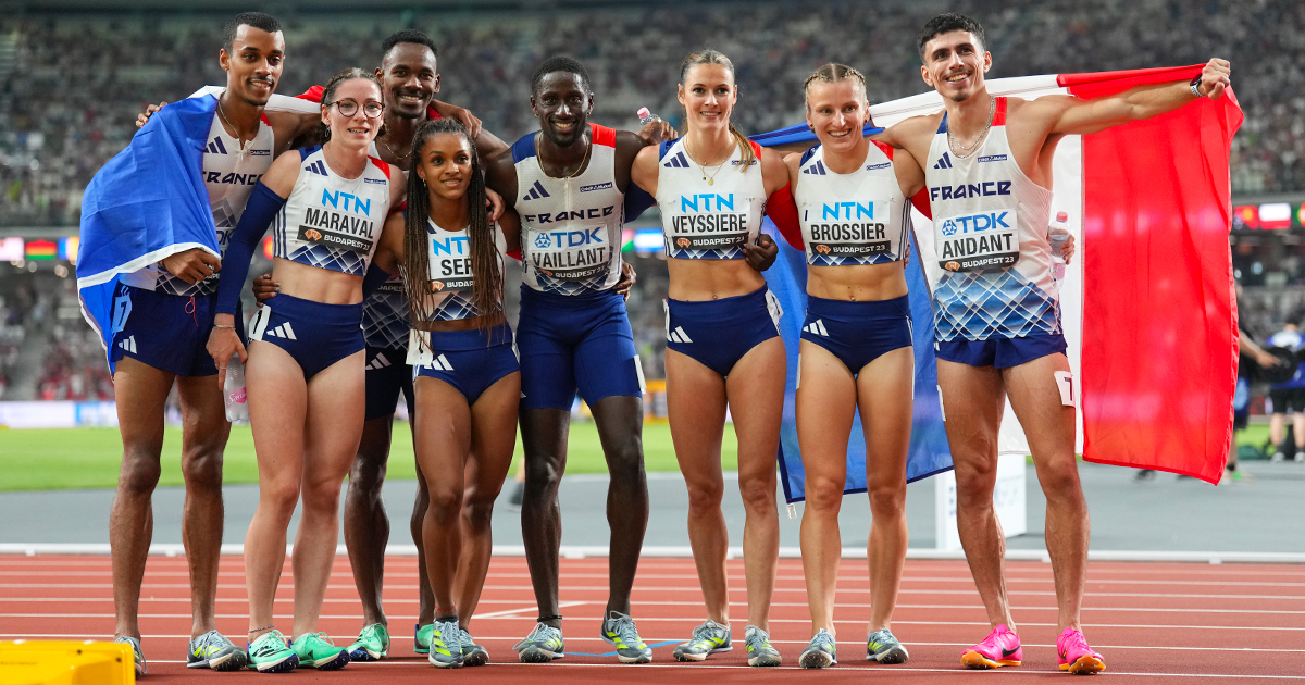 Le relais 4x400 m a remporté la médaille d'argent aux Championnats du monde d'athlétisme avec un nouveau record de France en 2'58"45.