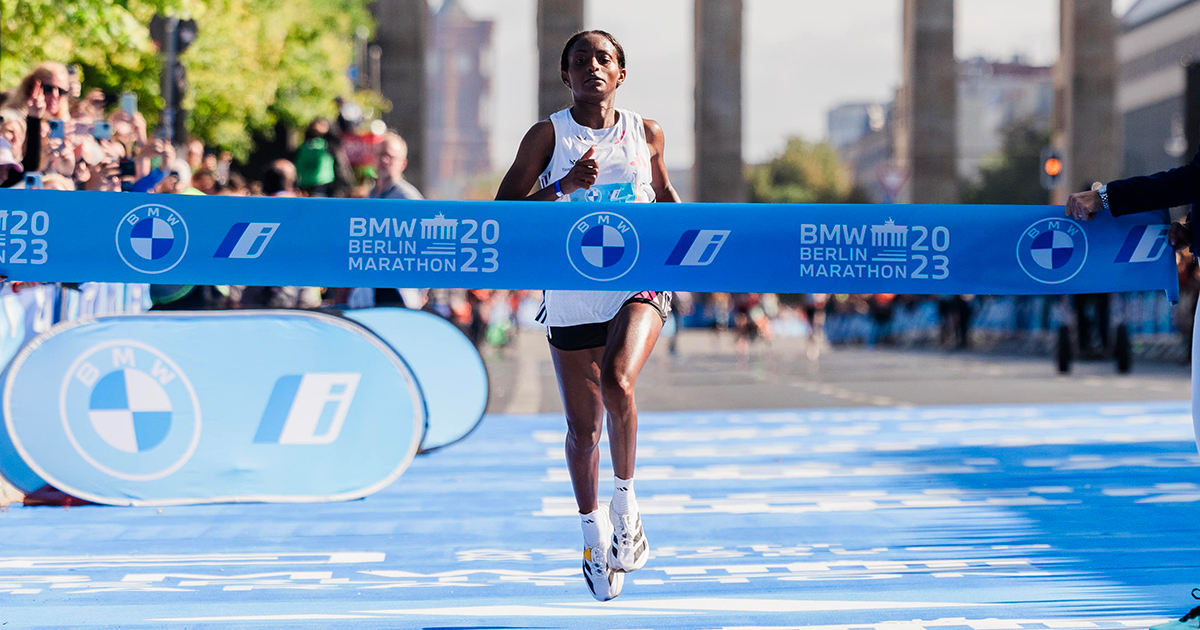 Tigist Assefa a laissé tout le monde sans voix lors du Marathon de Berlin en 2h11'53, pulvérisant le record du monde de plus de deux minutes.