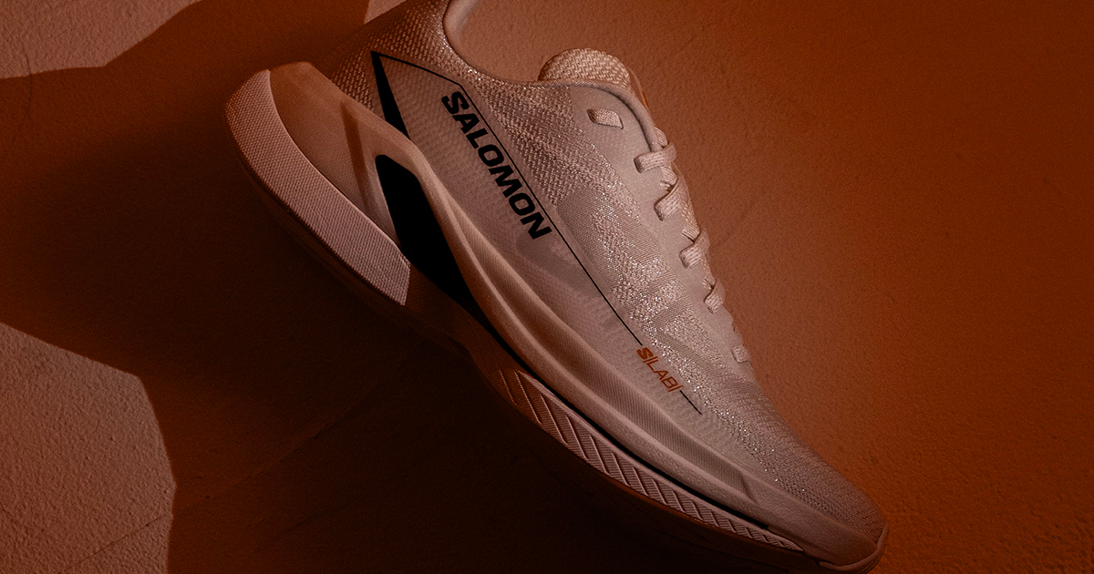 Salomon a dévoilé la S/LAB Spectur, une chaussure de running qui offre aux coureurs amateurs les mêmes avantages marathoniens confirmés.