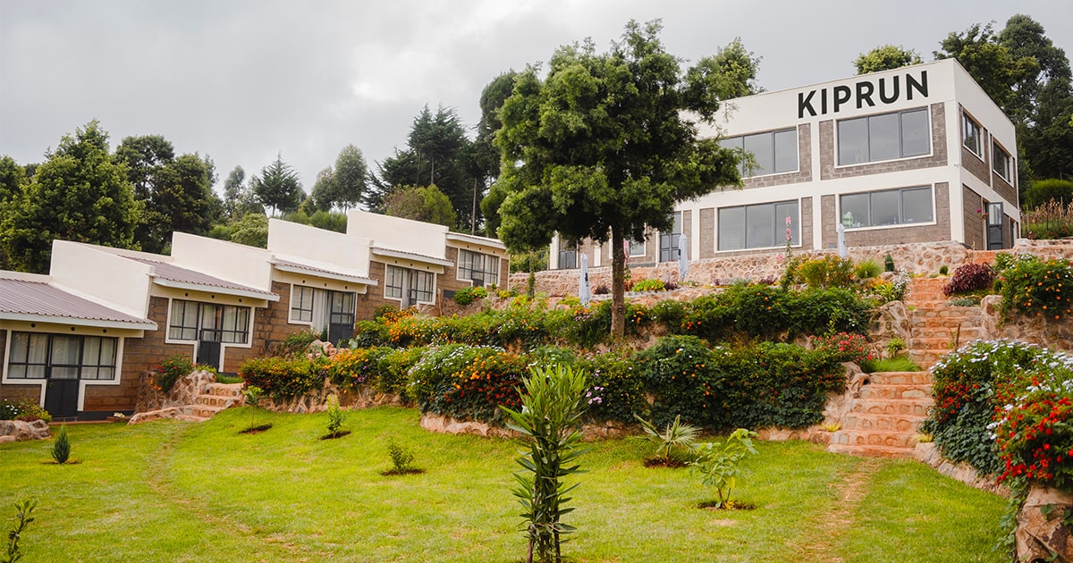 Marque running de DECATHLON, KIPRUN poursuit son développement en annonçant l'ouverture de son centre d'entraînement à Iten, au Kenya. 