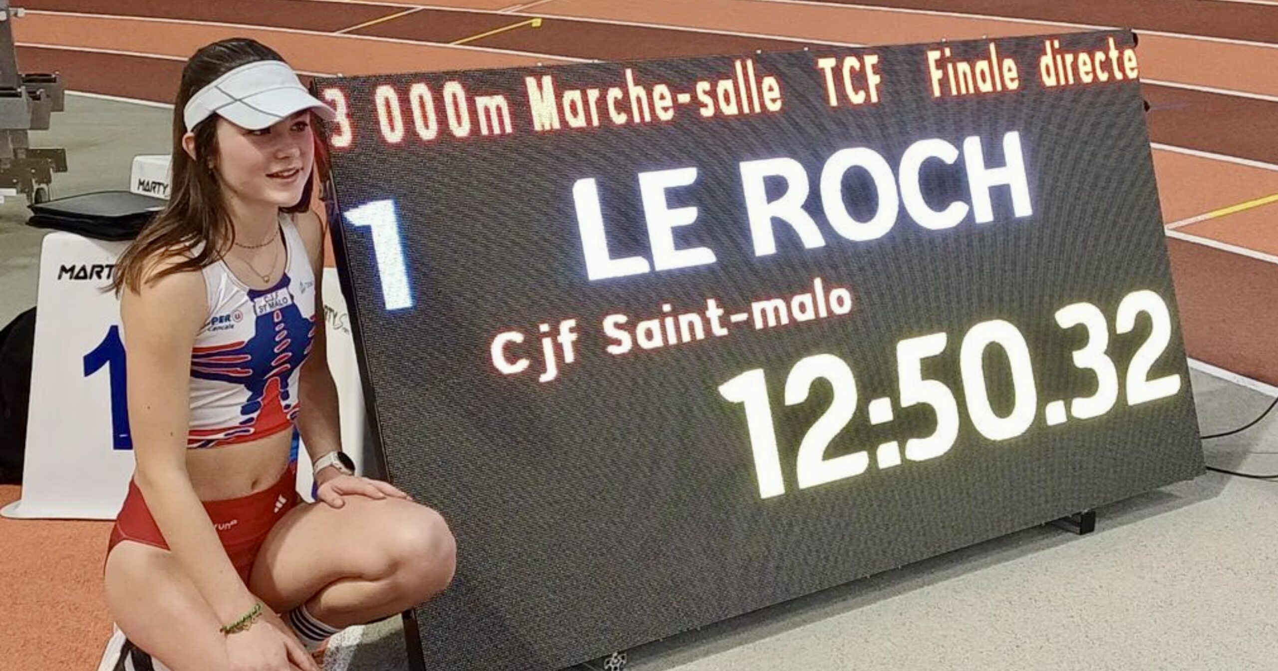 Chloé Le Roch a impressionné en bouclant le 3000 m marche en salle en 12'50"32, améliorant le record de France cadettes et juniors à Rennes.