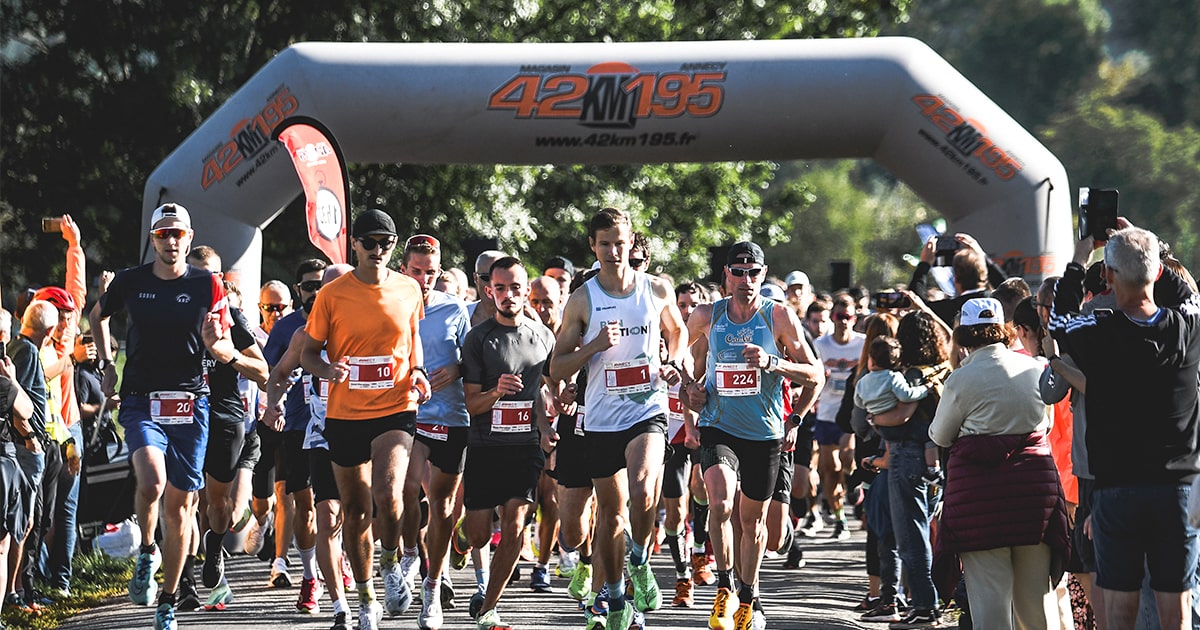 La quatrième édition du Semi-Marathon des Sources du Lac d'Annecy se courra le dimanche 6 octobre 2024, toujours dans un cadre idyllique.