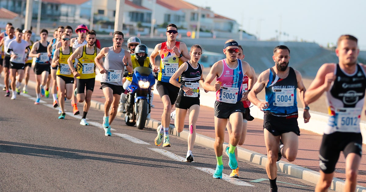 Plus de 3000 coureurs sont attendus aux Sables d'Olonne le dimanche 19 mai 2024 pour la 31e édition du Semi-Marathon des Sables d’Olonne.