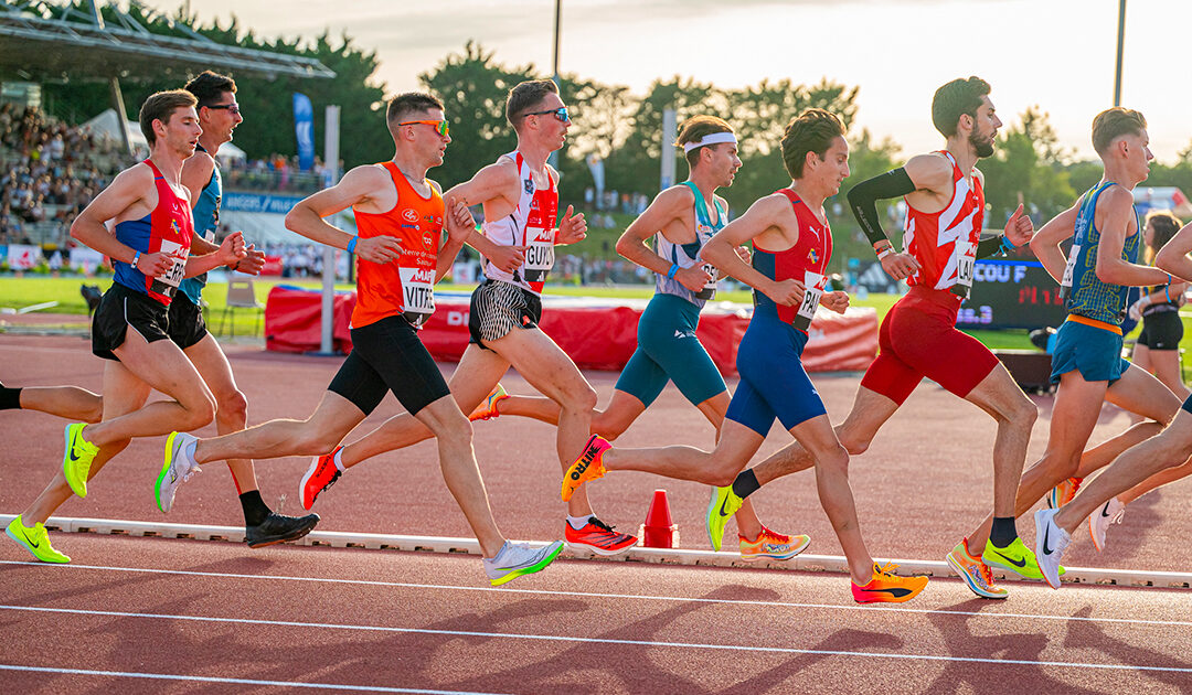 L’épaisseur des semelles des pointes d’athlétisme sera limitée à 20 mm à partir du 1er novembre 2024