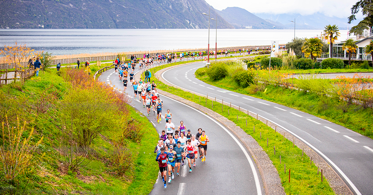 Les 10 km d'Aix-les-Bains rassemblera près de 5000 coureurs le dimanche 23 mars 2025 sur un sublime tracé le long du lac du Bourget.