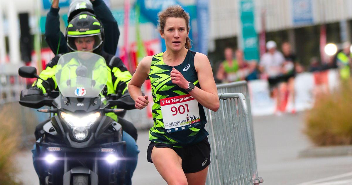 Les Bretons Marie Bouchard et Benoit Fanouillère sont allés chercher la victoire sur les 10 km de la Leclerc Gouesnou Brest Métropole 2024.