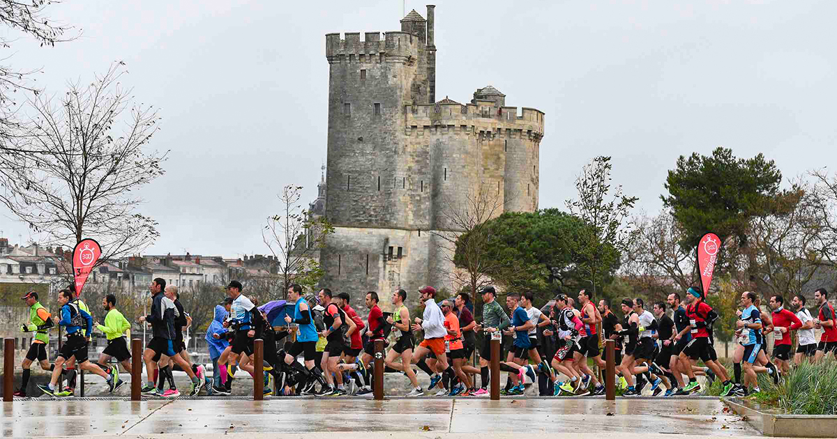 Le Marathon de la Rochelle Serge Vigot revient pour la 34ème édition le dimanche 30 novembre 2025 avec 15 000 coureurs attendus.