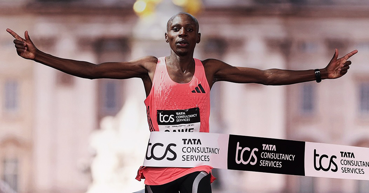 La barrière mythique des 2 heures a été brisée au Marathon de Londres 2026 par le Kényan Sabastian Sawe en 1h59'30.
