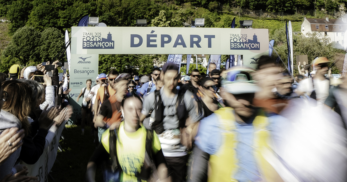 La 23e édition du Trail des Forts, qui a lieu du vendredi 8 au dimanche 10 mai 2026 à Besançon, va réunira plus de 7650 coureurs passionnés.