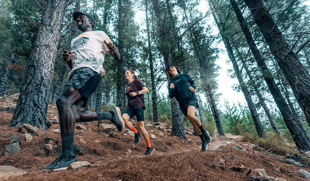 BLAZEBLAST : Asics lance une nouvelle chaussure de trail pensée pour les coureurs polyvalents