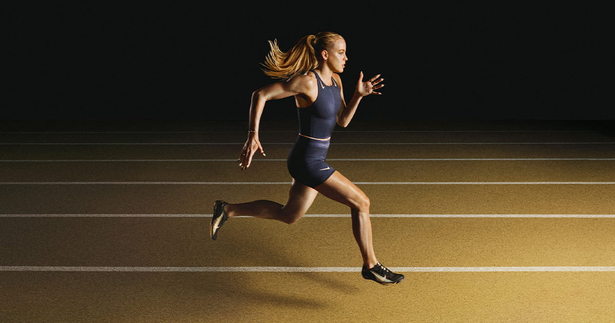 Nike lance une collection spéciale Keely Hodgkinson avec la Pegasus 42 et la Vaporfly 4 Championne olympique du 800 m à Paris, Keely Hodgkinson entre dans une nouvelle dimension avec Nike avec une première collection signature.