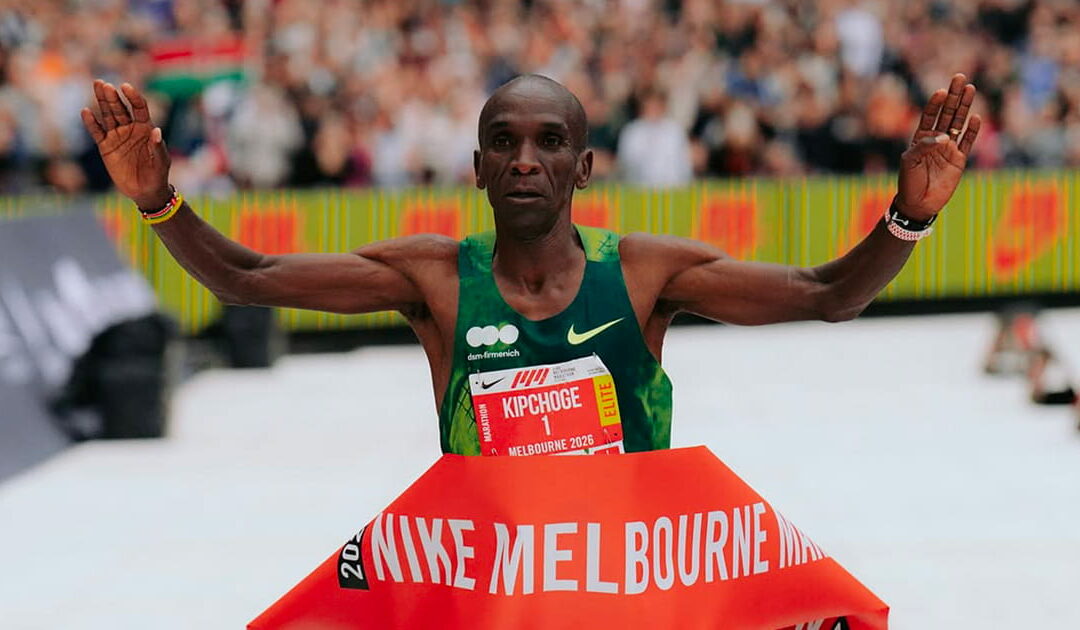 Marathon de Melbourne : Eliud Kipchoge renoue avec la victoire avec les Nike Apex